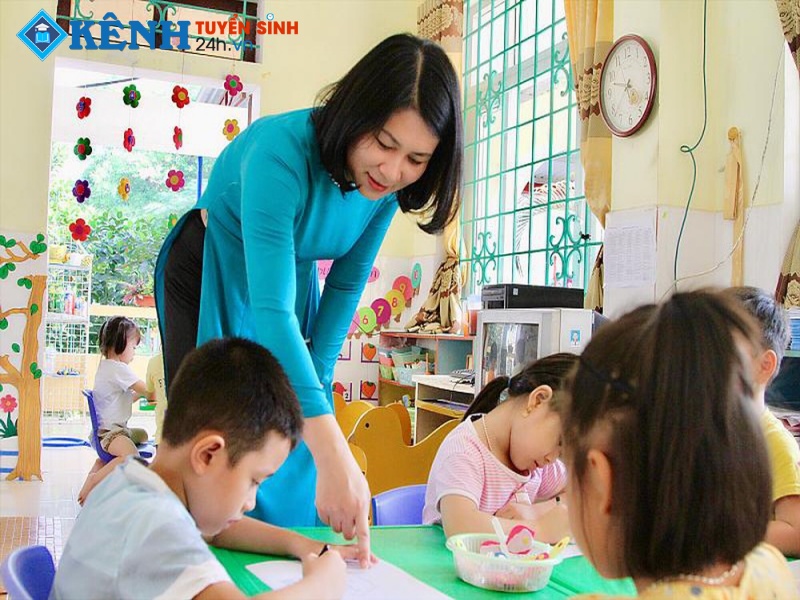 Sự nghiệp Trồng Người  Của Cô Giáo Mầm Non